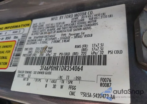 2013 Ford Fusion Se z USA, uszkodzony, nr VIN 3FA6P0HR1DR354064